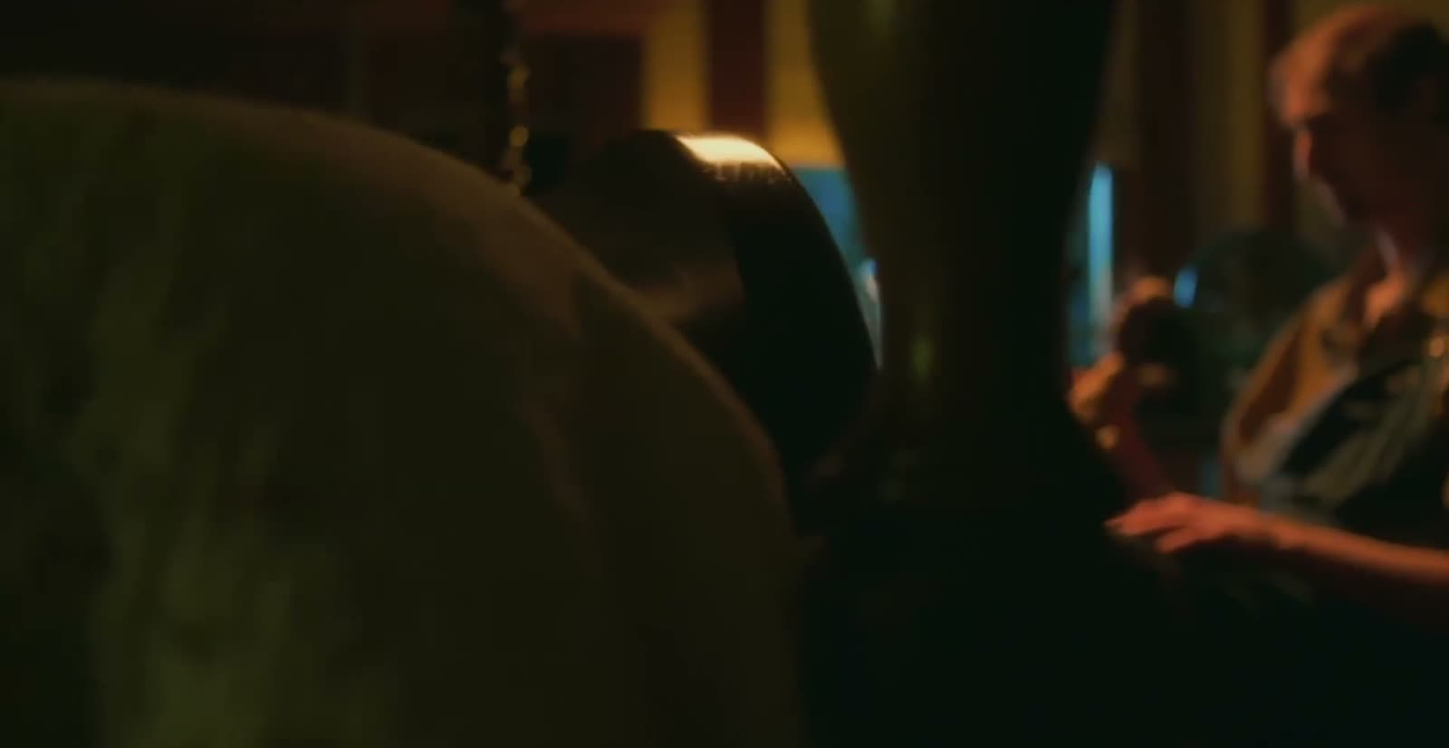 A lamp-lit interior from a Daniel Lindeen short film